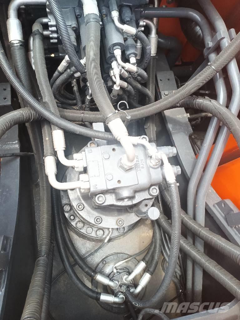Doosan DX 225LC-9C Pásová rýpadla