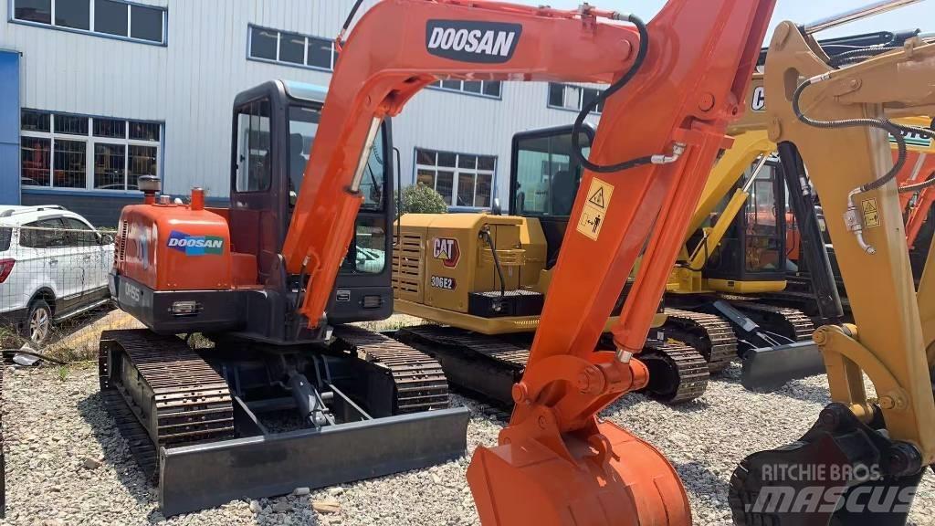 Doosan DH55 Mini rýpadla < 7t