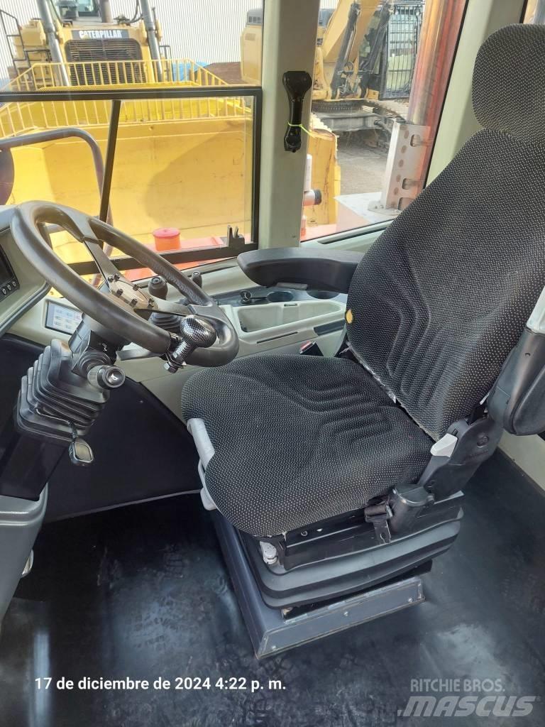 Doosan DA 40 Kloubové dempry