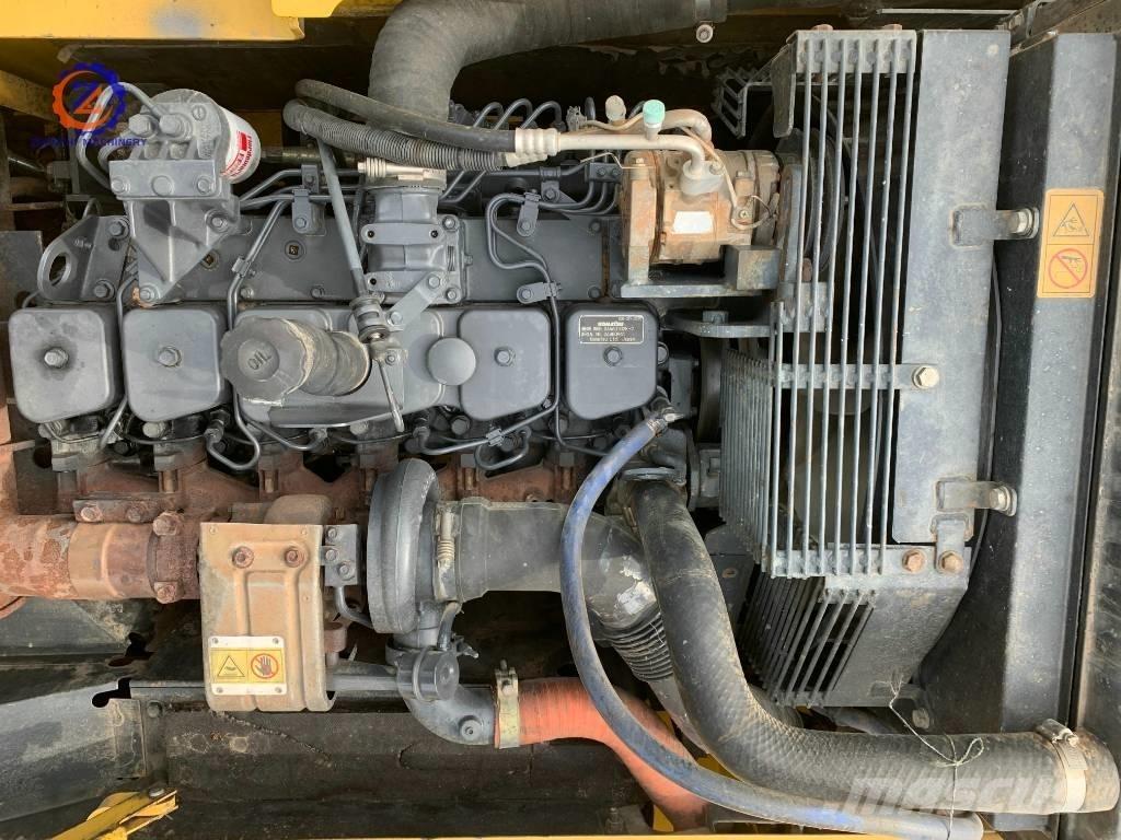 Komatsu PC 300 Pásová rýpadla