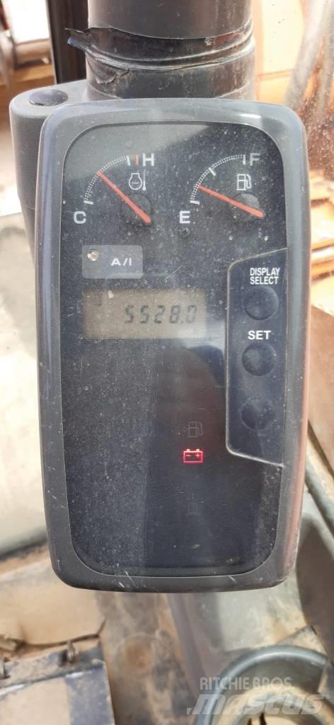 Hitachi ZX 80 SB Midi rýpadla 7t - 12t