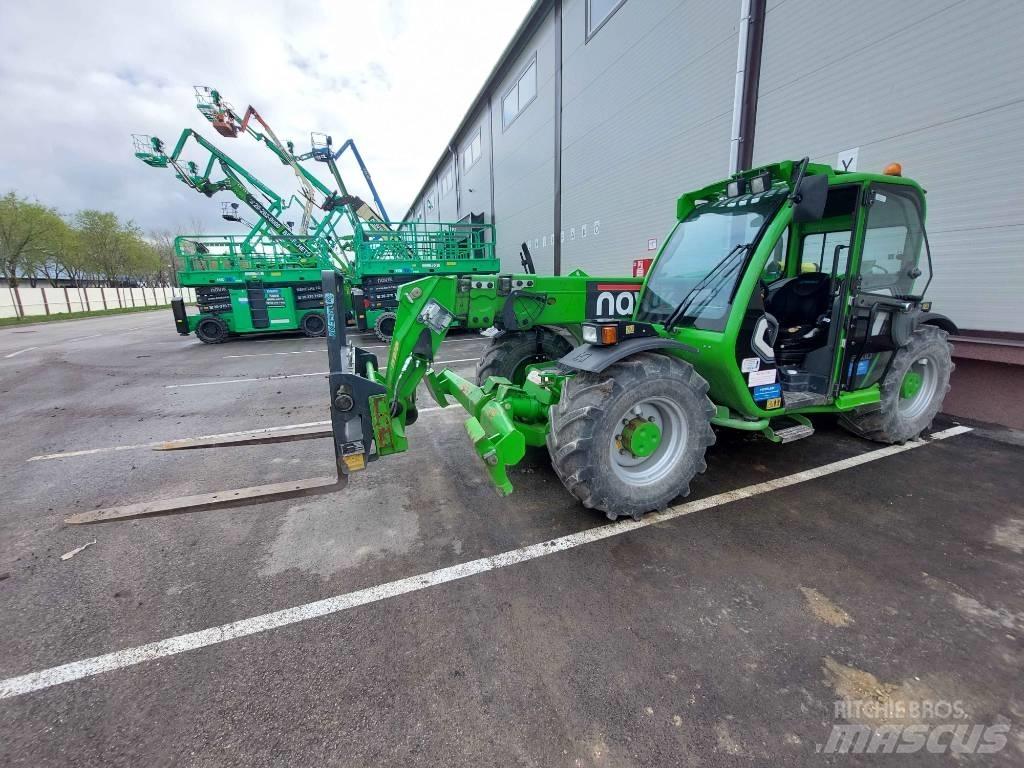 Merlo P30.10 Teleskopické manipulátory