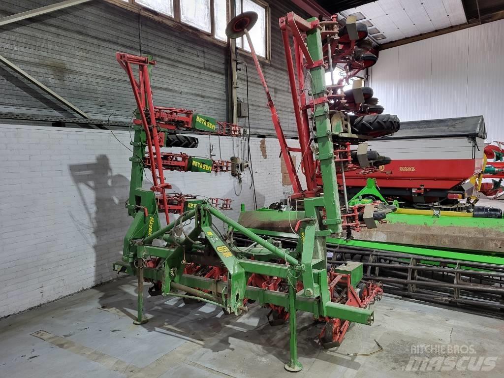 Hassia BT 12-HK Mechanické secí stroje
