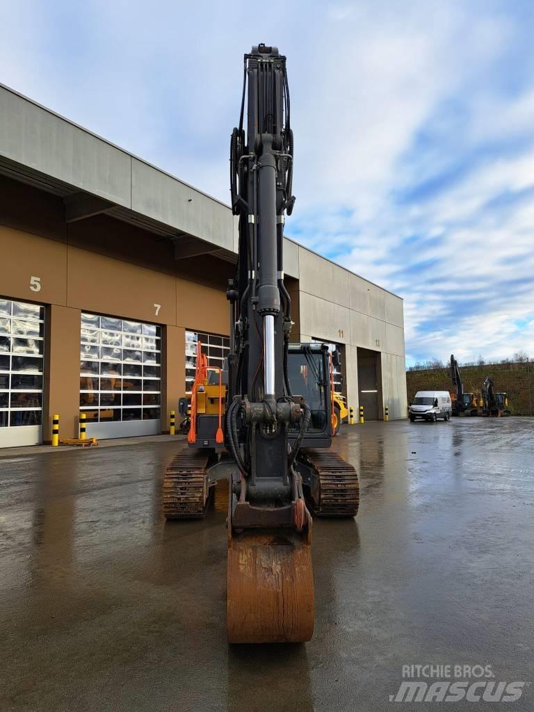 Volvo EC 200 EL Pásová rýpadla