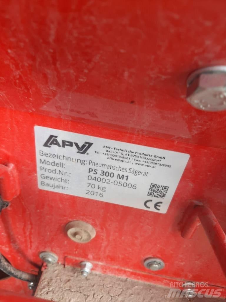 APV PS 300 M1 Mechanické secí stroje