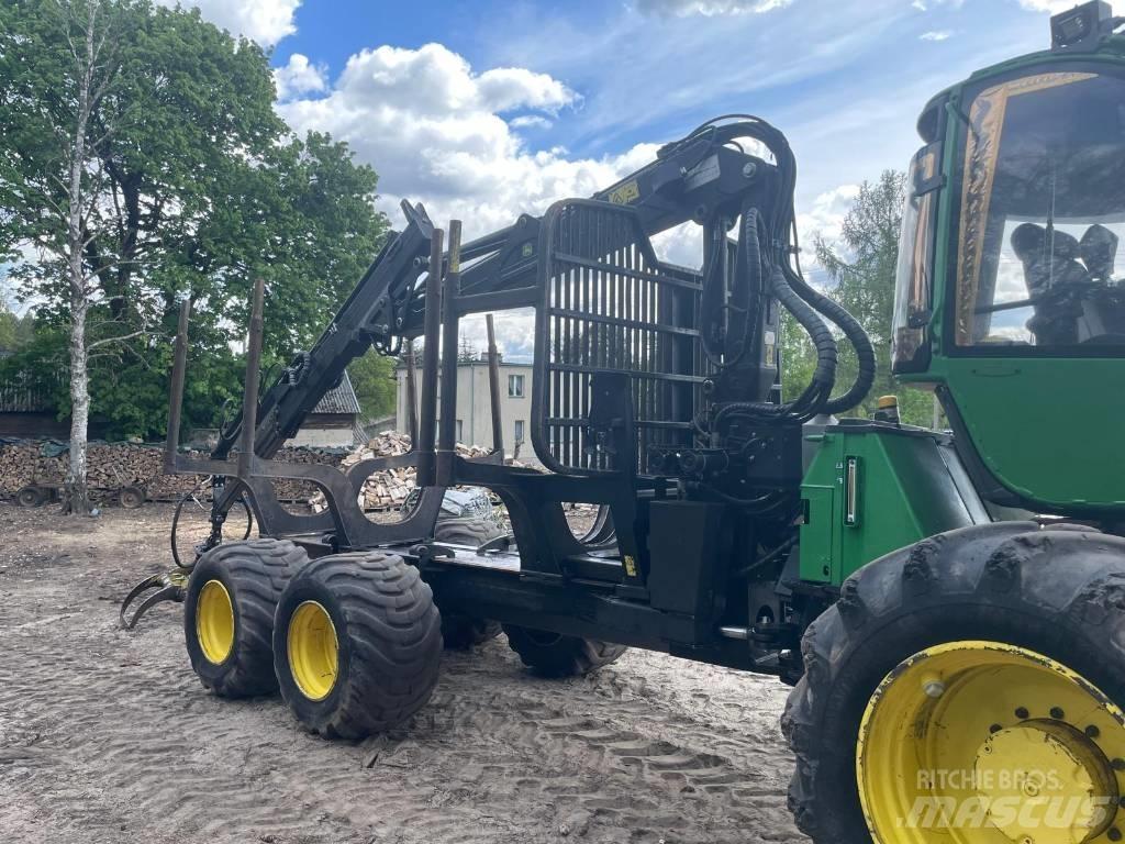 John Deere 1010 E Vyvážecí traktory
