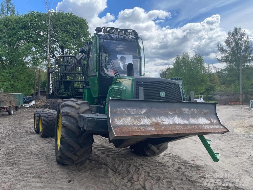 John Deere 1010 E Vyvážecí traktory