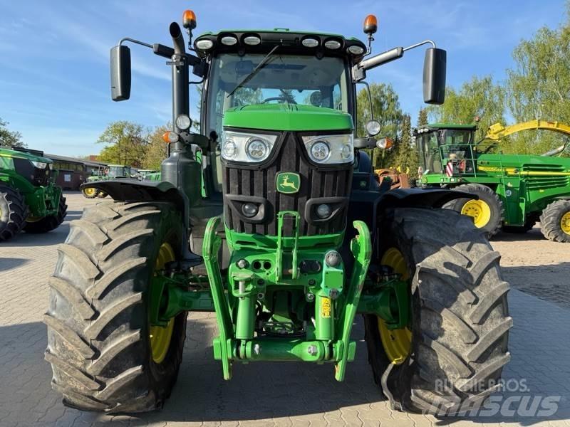 John Deere 6155R Další