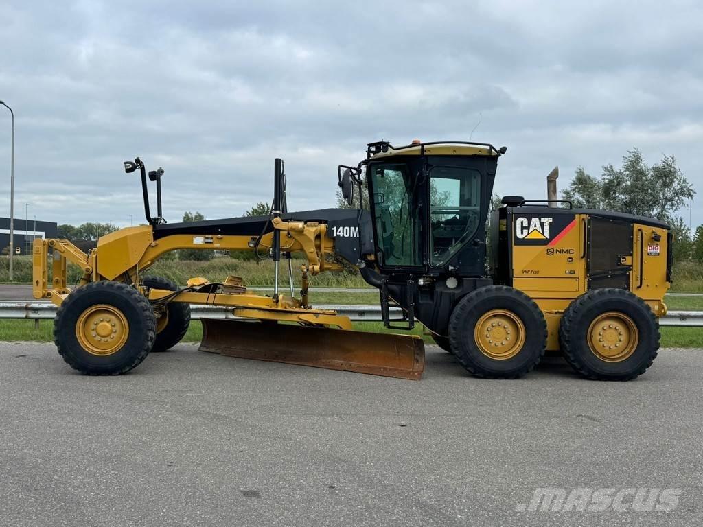 CAT 140M Grejdry