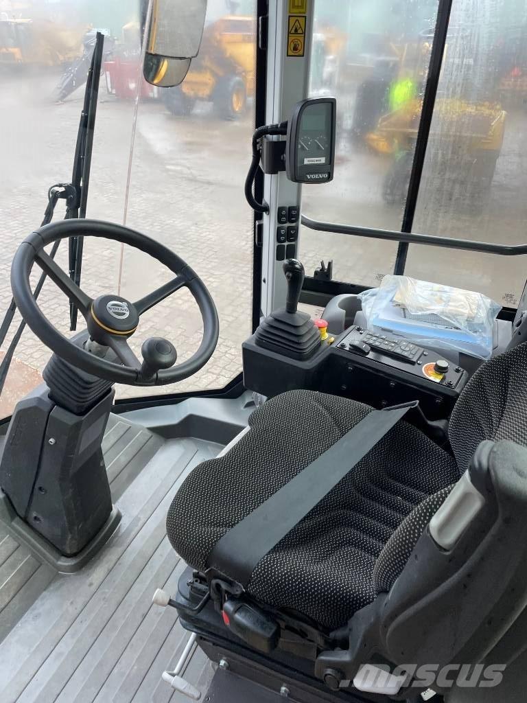 Volvo SD75B Tahačové válce