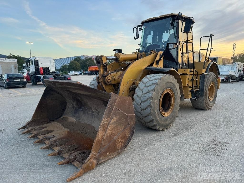 CAT 950H Kolové nakladače