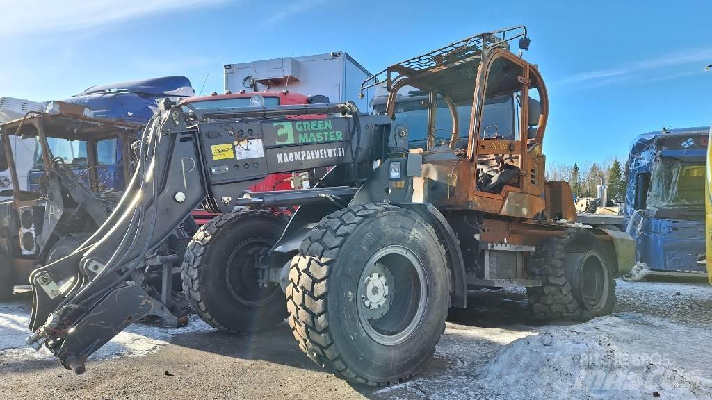 Green master 825T Teleskopické kolové nakladače