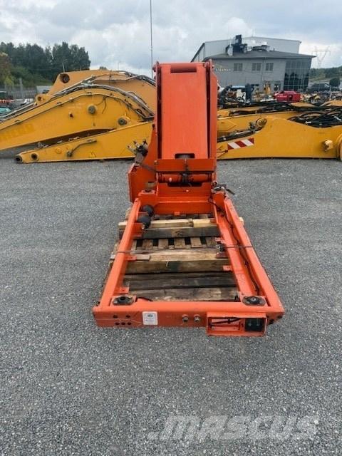 Atlas USED LIFT CAB Kabiny a interiér