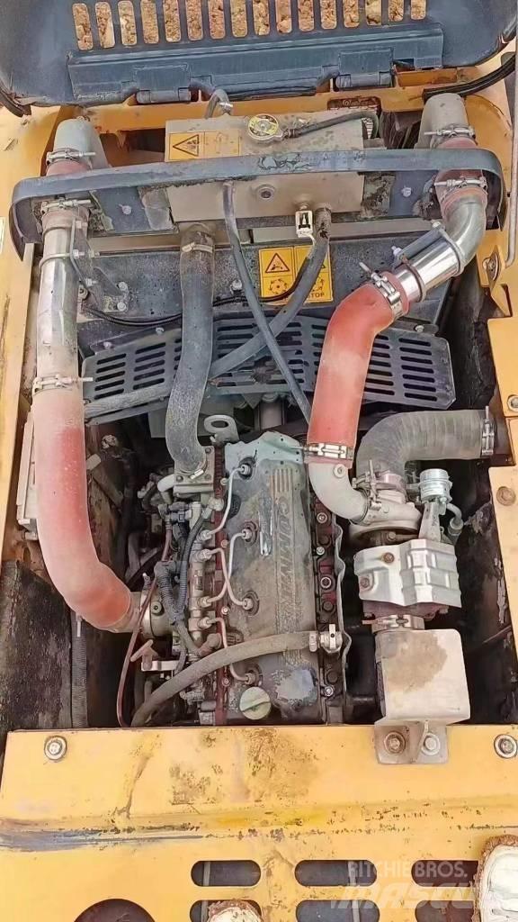 XCMG XE 135 D Pásová rýpadla