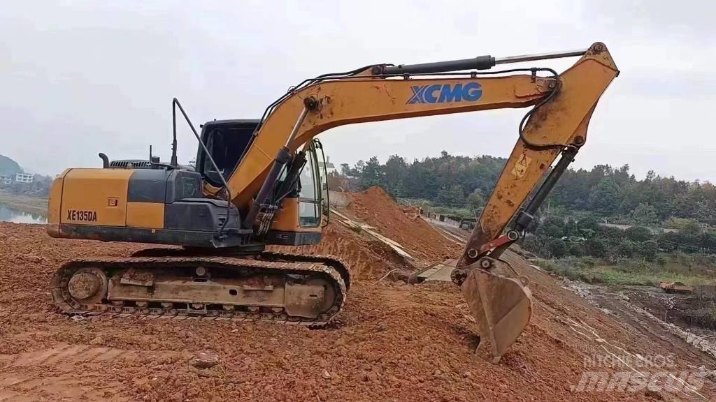 XCMG XE 135 D Pásová rýpadla