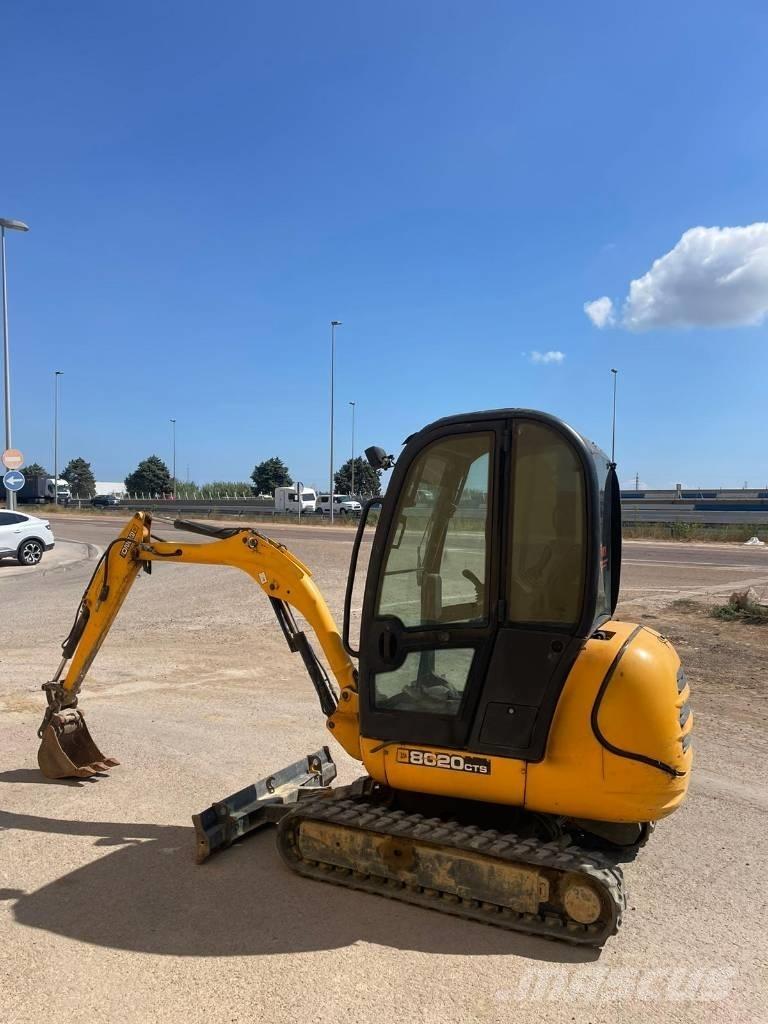 JCB 8020 Mini rýpadla < 7t