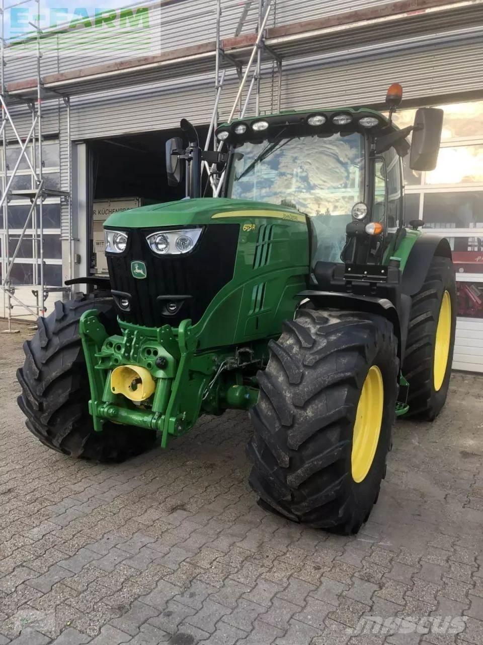 John Deere 6175r Traktory