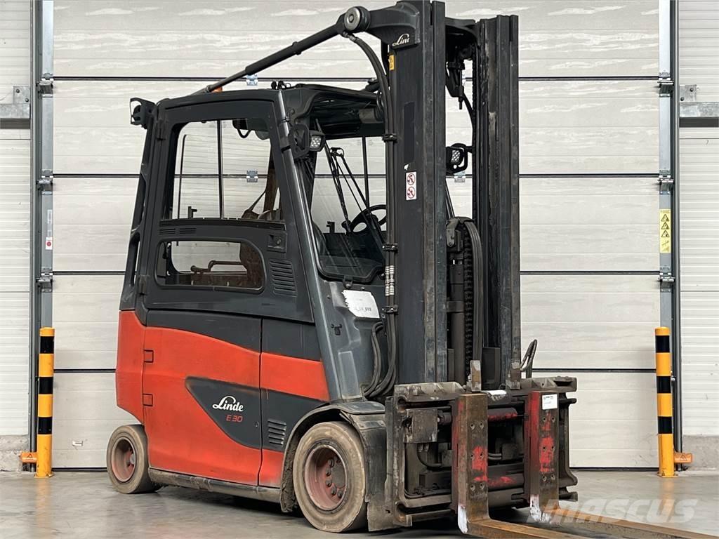 Linde E30/600HL Akumulátorové vozíky