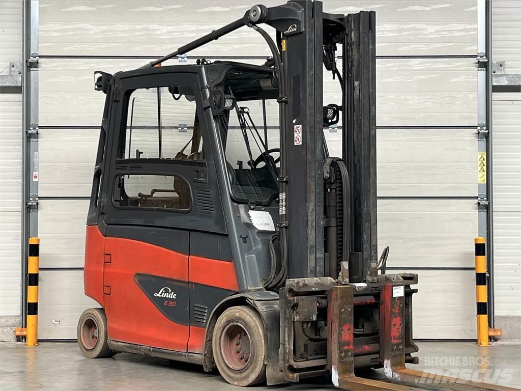 Linde E30/600HL Akumulátorové vozíky