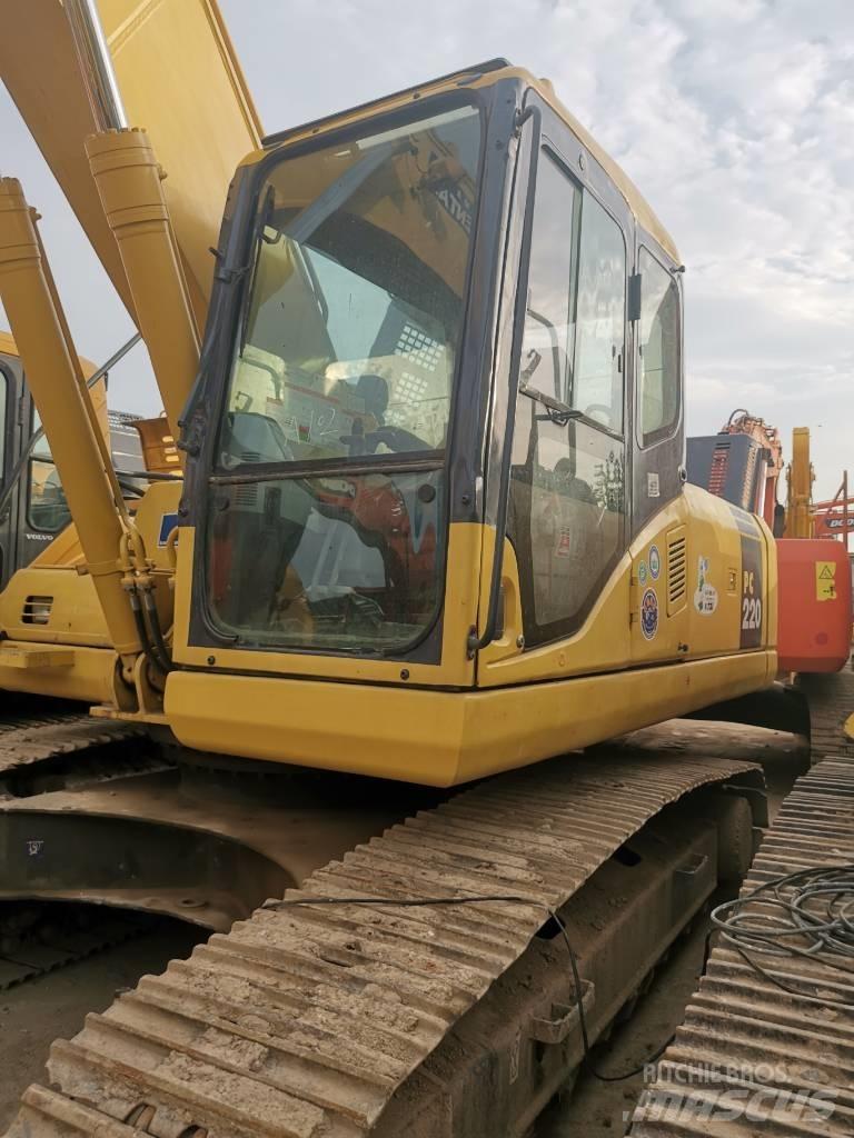 Komatsu PC 220 LC-7 Pásová rýpadla