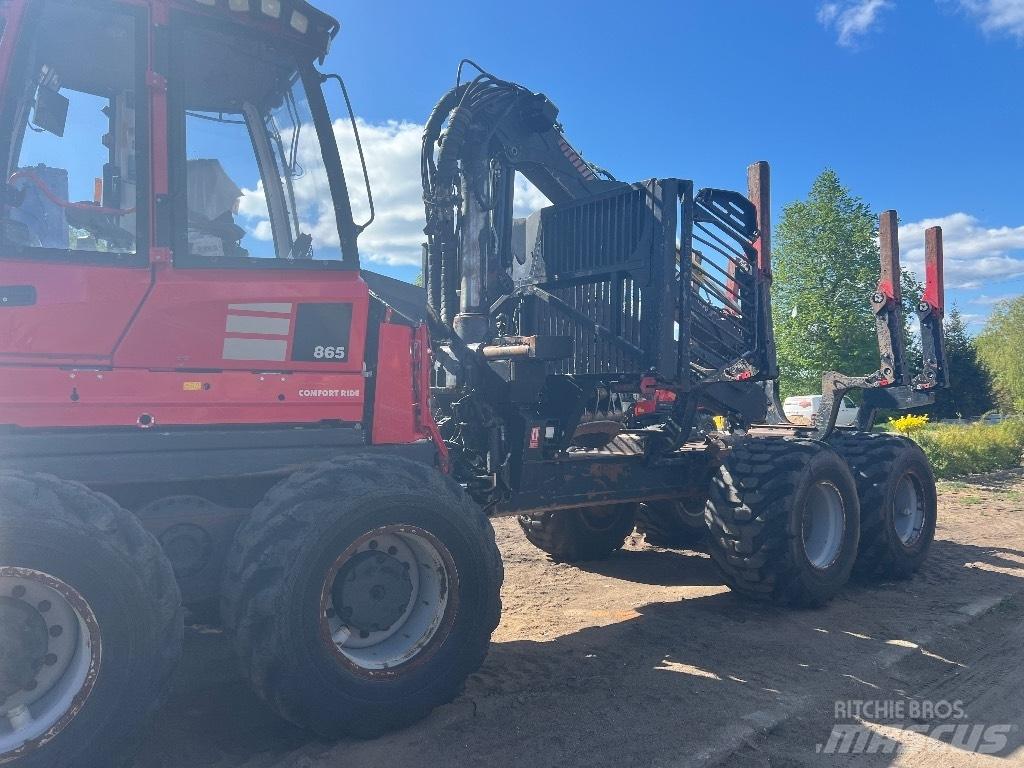 Komatsu 865 Vyvážecí traktory