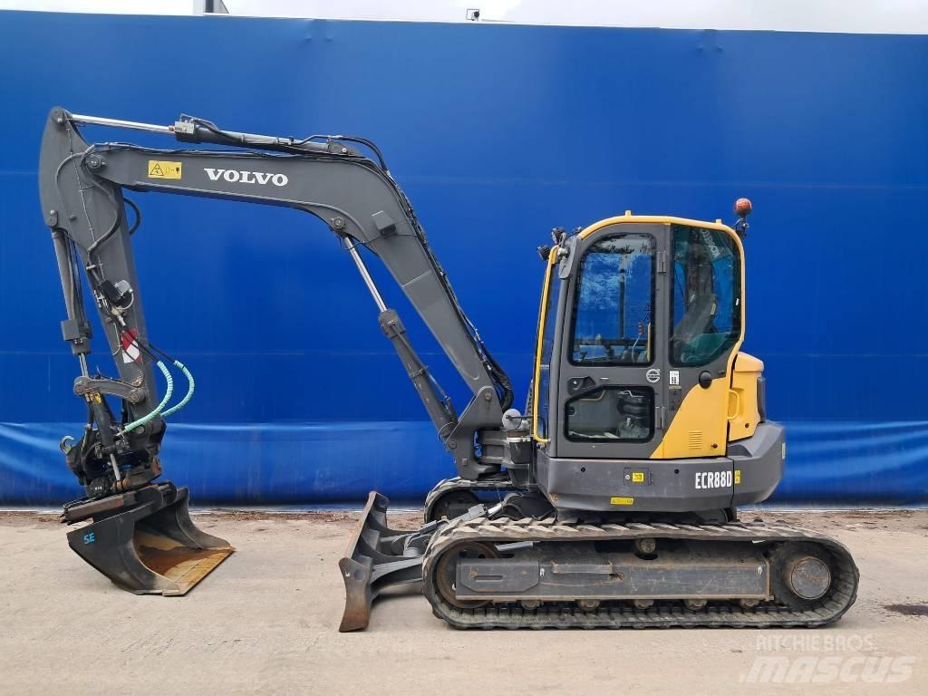 Volvo ECR 88 D Midi rýpadla 7t - 12t
