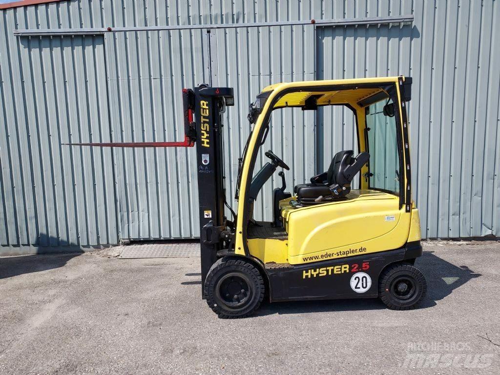 Hyster J 2.5XN Akumulátorové vozíky