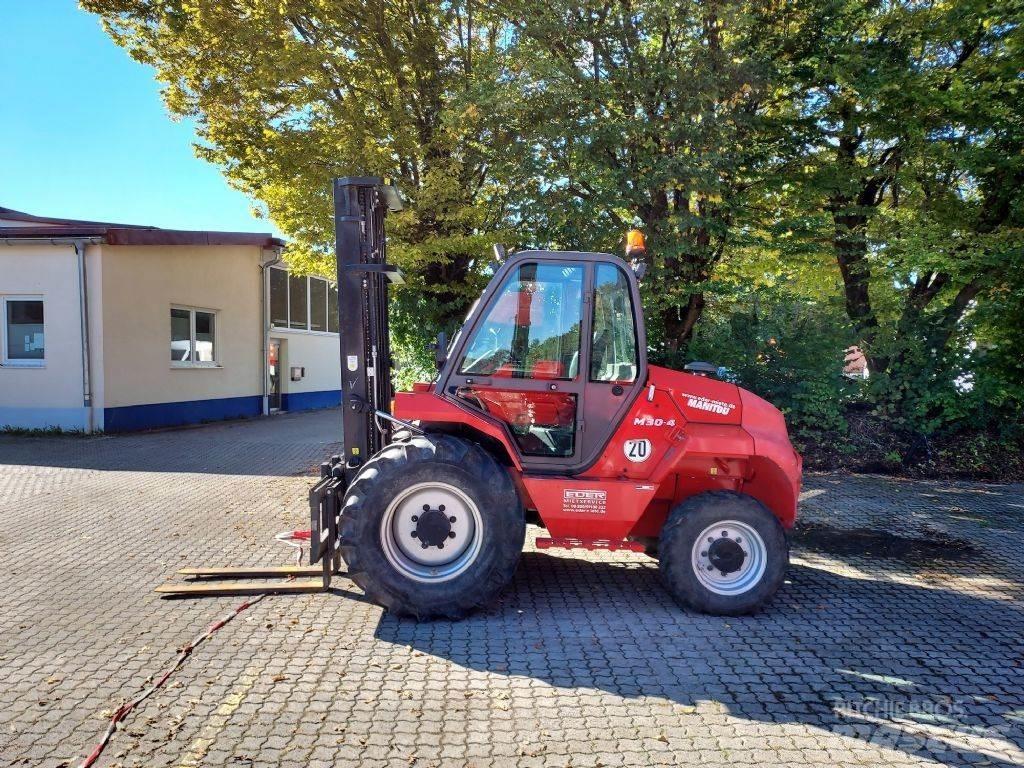 Manitou M 30.4 Terénní vysokozdvižné vozíky