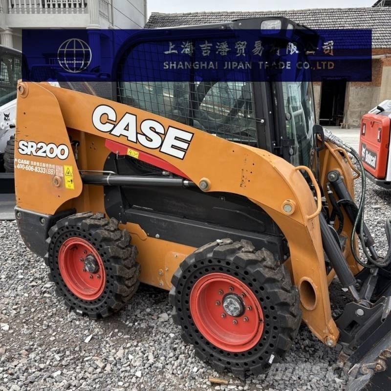 CASE SR 200 Smykem řízené nakladače