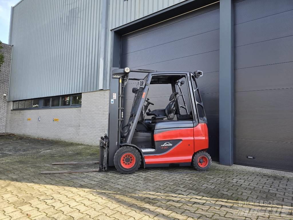 Linde E30 H-01/600 Akumulátorové vozíky