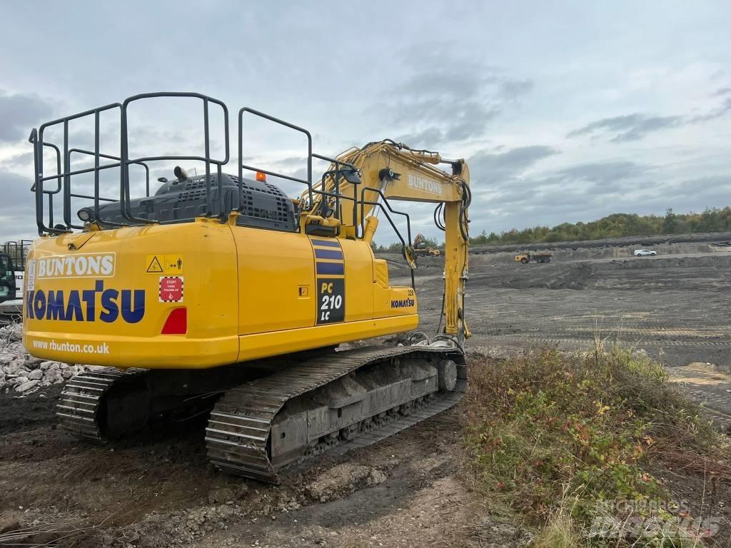 Komatsu PC210LC-11 Pásová rýpadla