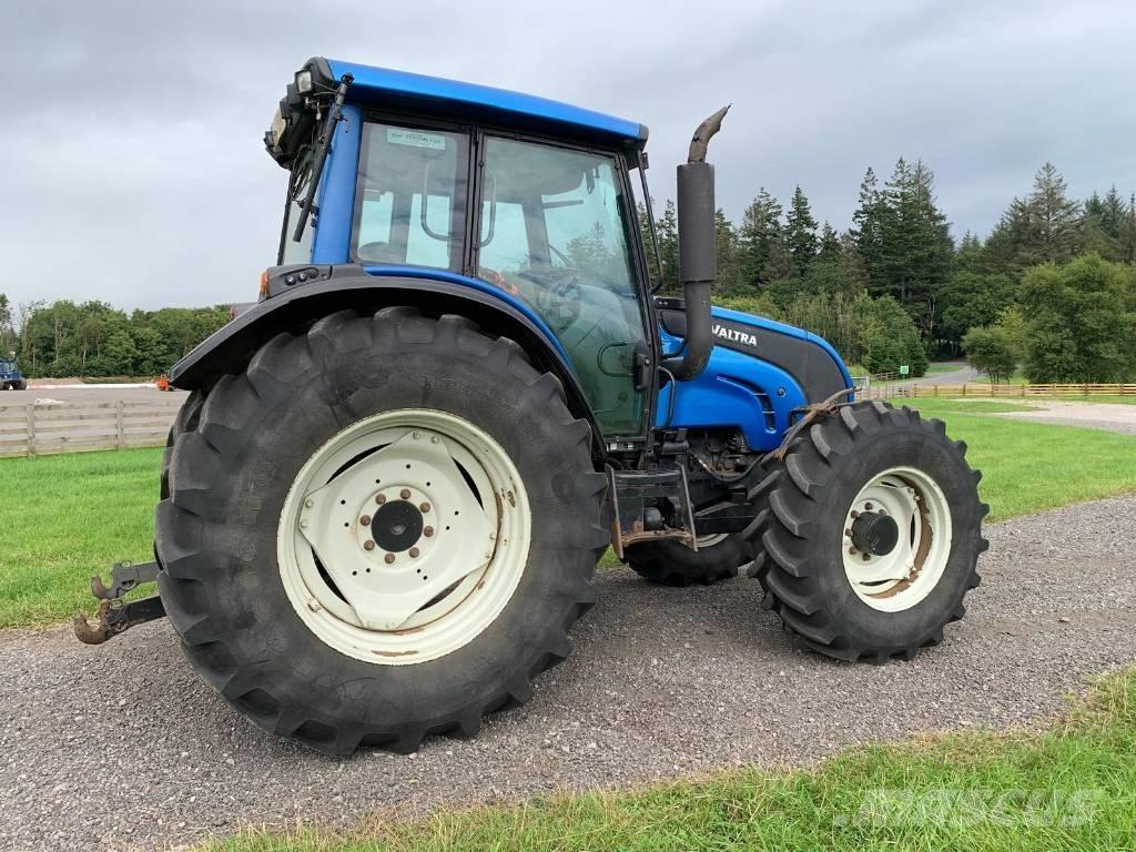 Valtra N141 Tractor Lesní traktory