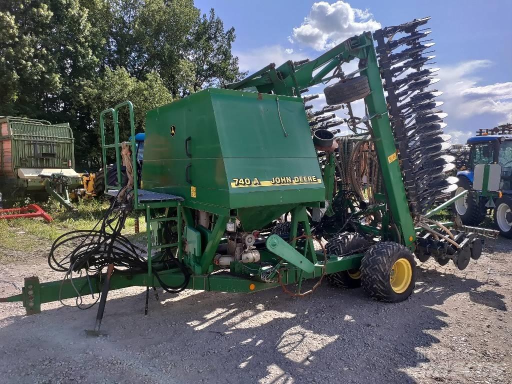John Deere 740 A Mechanické secí stroje