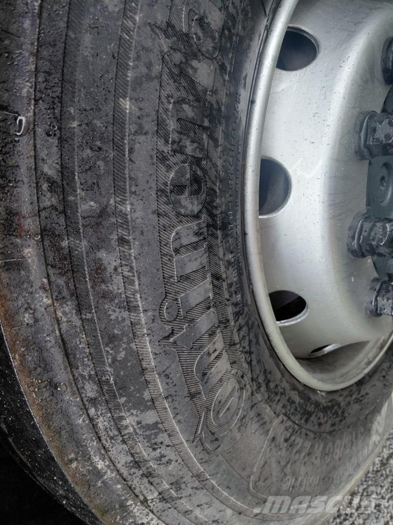 Scania 124 L 470 Tahače