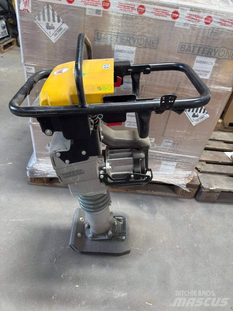 Wacker Neuson AS50e Vibrační pěchy