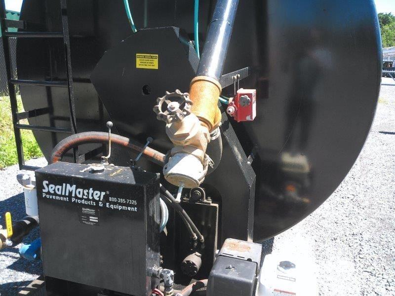 SealMaster 8000 GAL. Příslušenství k asfaltovacím strojům