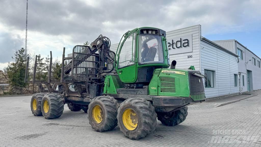 John Deere 1010 E Vyvážecí traktory