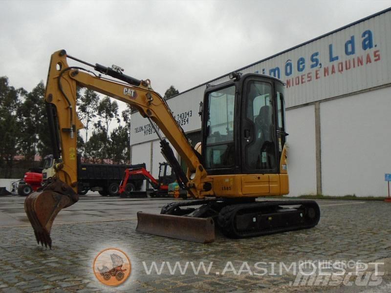 CAT 303.5 E CR Mini rýpadla < 7t