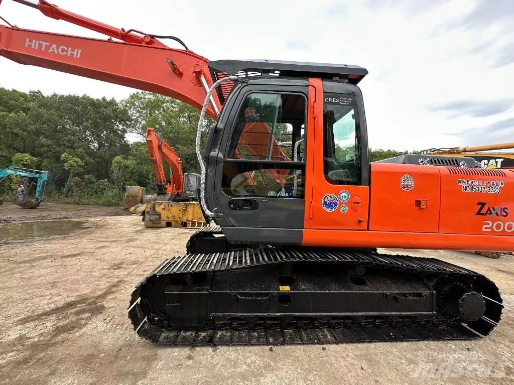 Hitachi ZX 200 Mini rýpadla < 7t