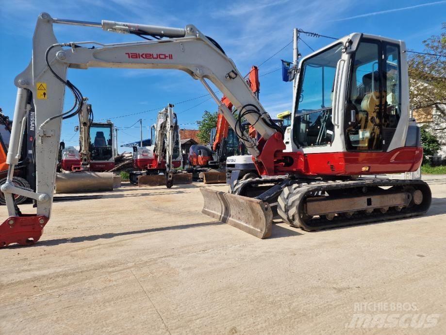 Takeuchi TB250 Mini rýpadla < 7t