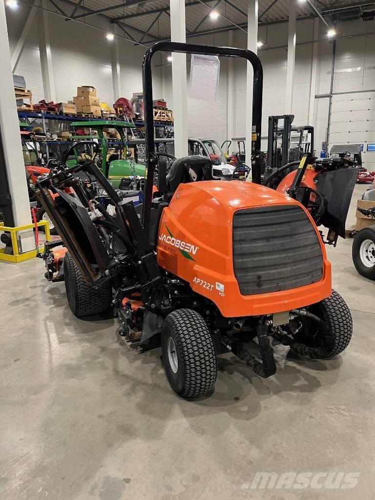 Jacobsen AR722D Sekačky pro sečení roughů a semiroughů