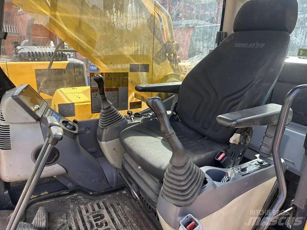 Komatsu PC 400-8 R Pásová rýpadla
