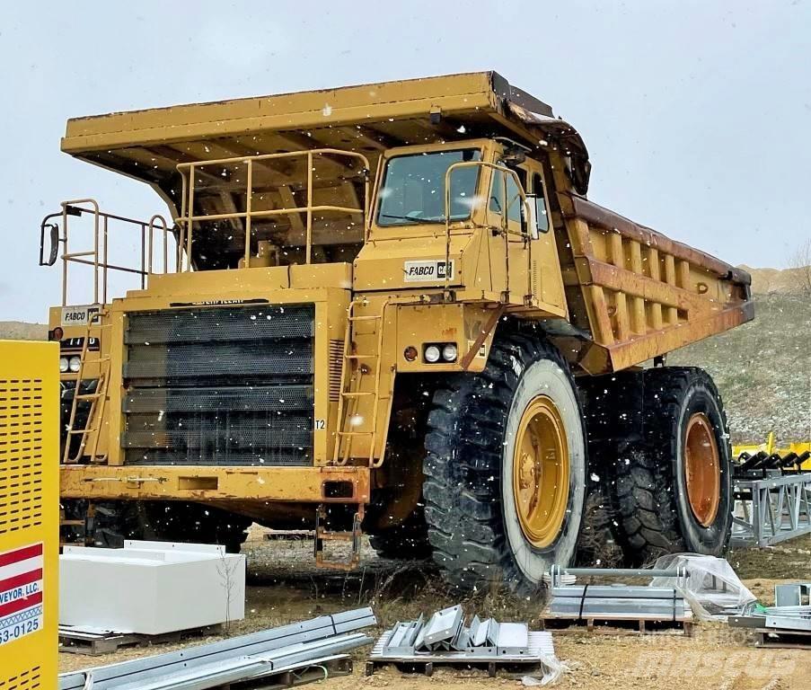 CAT 777 B Vyklápěcí dempry