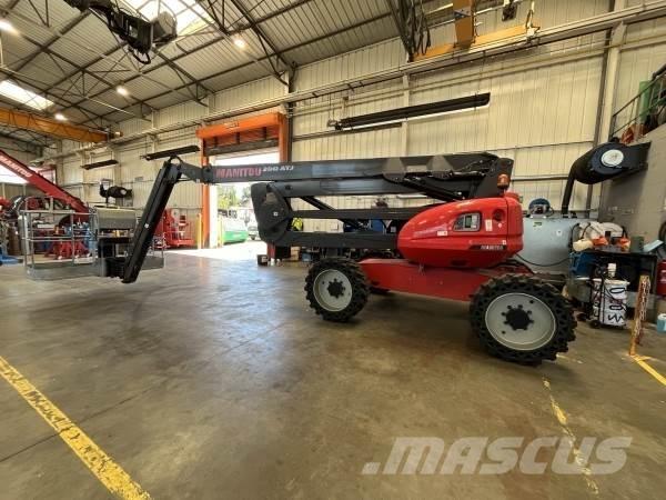 Manitou 200ATJ Kloubové plošiny