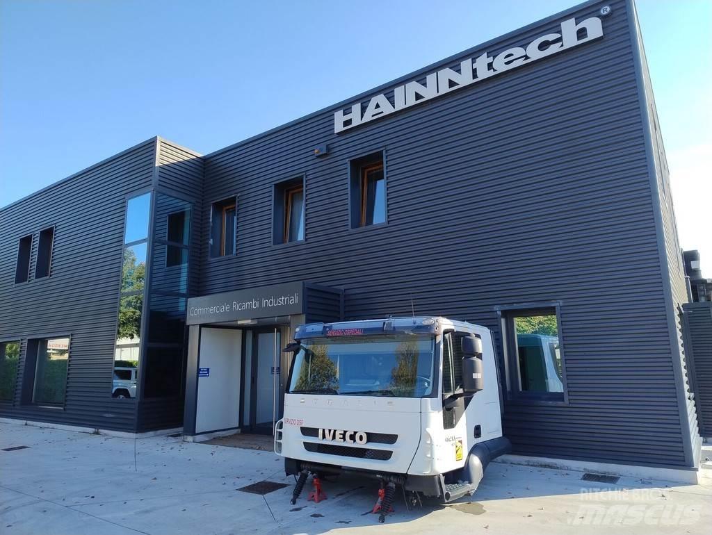 Iveco STRALIS AT Kabiny a interiér