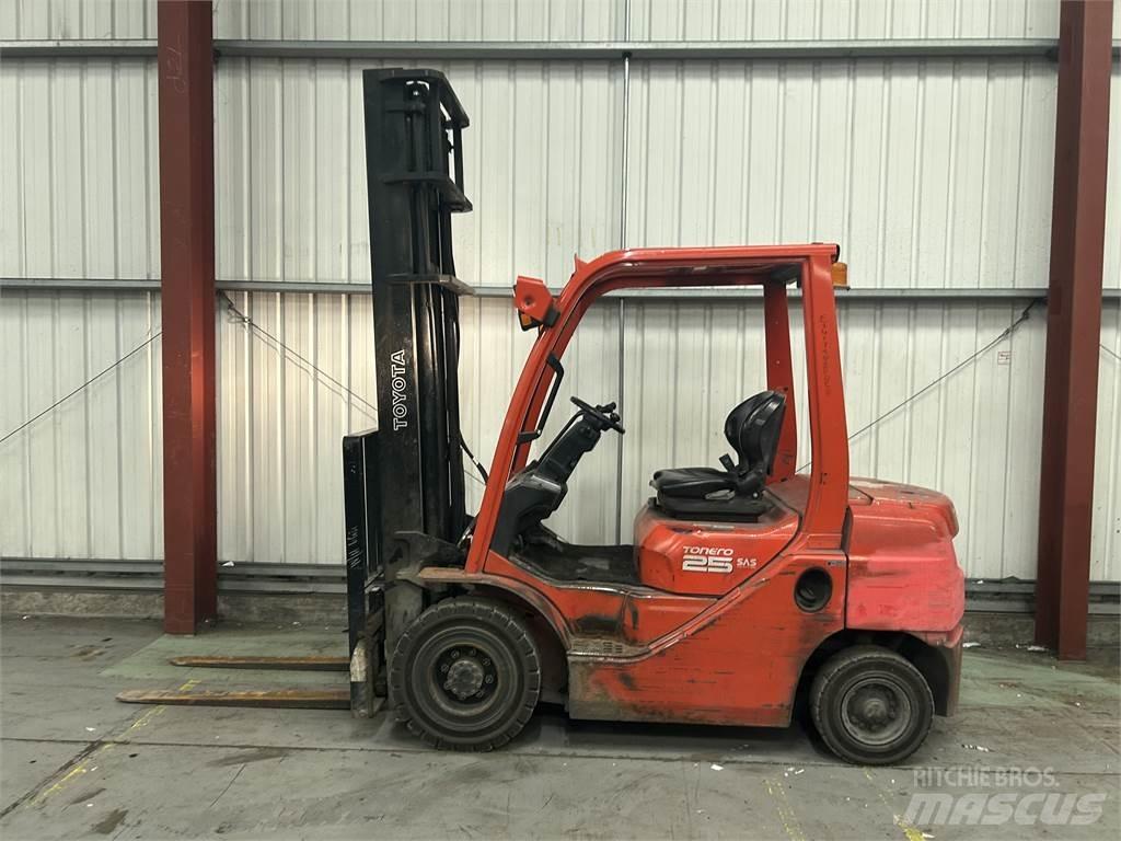 Toyota 02-8FDF25 Dieselové vozíky