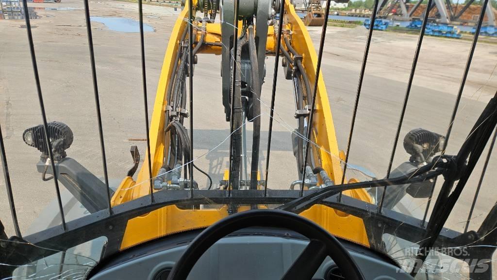 Liebherr L 550 Kolové nakladače