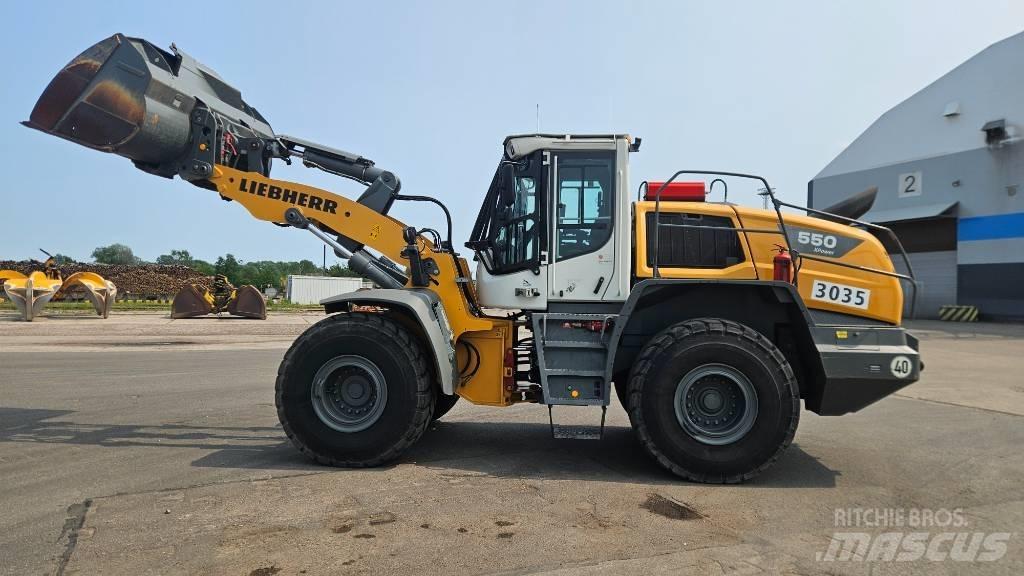 Liebherr L 550 Kolové nakladače