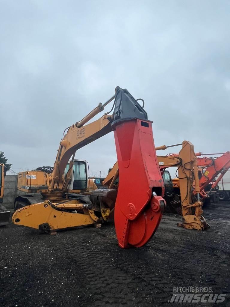 Liebherr R 942 Pásová rýpadla