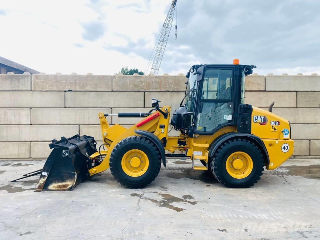 CAT 908-14a Kolové nakladače